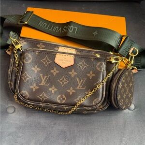 Louis Vuitton Monogram Crossbody Bag with Gold Chain